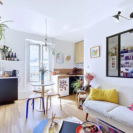 Apartment Charming 2 Near Canal Saint-martin *